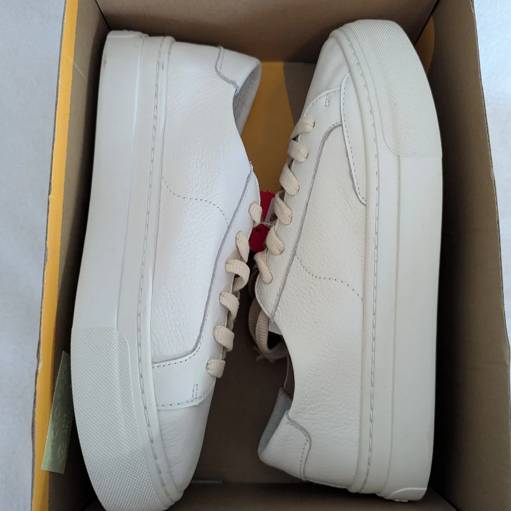 NWT/NIB Soludos Oasis White Ibiza Platform Sneakers, Women's Size 7.5 - Picture 1 of 8